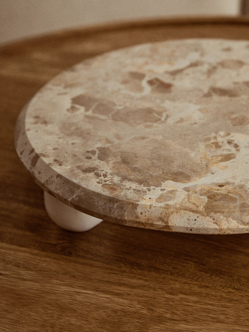 Santino Chocolate Marble Riser